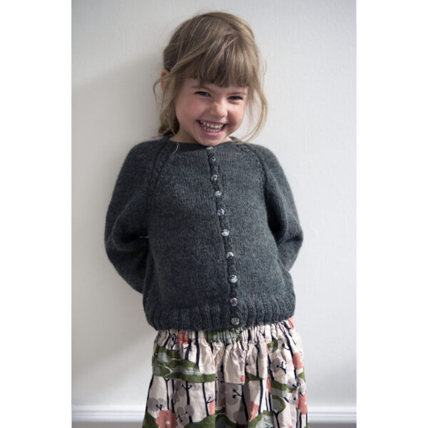 Ingrids Cardigan av Helga Isager