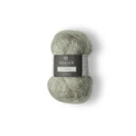 Isager Silk Mohair farge 3s grå- ren silkemohair - hos Fru Kvist, sammen med resten av Isagers flotte garnkvaliteter
