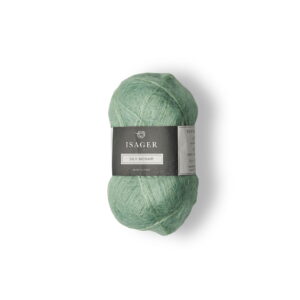 Isager Silk Mohair farge 67- ren silkemohair - hos Fru Kvist, sammen med resten av Isagers flotte garnkvaliteter