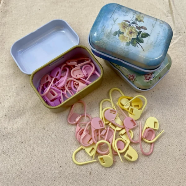 plastmarkører i boks 20 stk