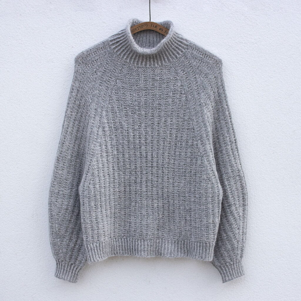 Ribbed jumper av Anne Ventzel av originalt garnvalg av designeren - garnpakke