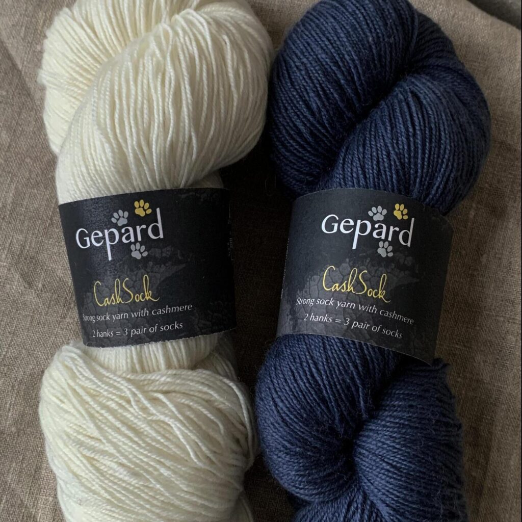 Cash Sock fra Gepard garn er et fantastisk kvalitet i forsterket merino og kasjmir i nydelig bløt kvalitet - hos Fru Kvist. Vi har stort utvalg i garn fra danske Sus Gepard