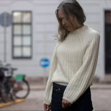 Klint Classic av Anne Ventzel - garnpakke og deilig Isagergarn får du hos Fru Kvist