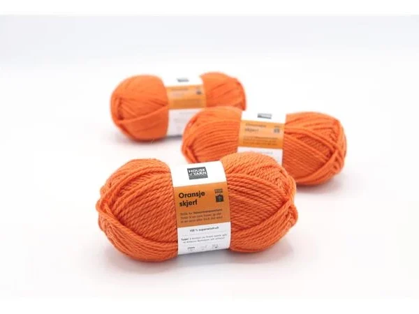 orange garn til strikk Kirkens Bymisjon orangeskjerf