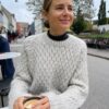 Jenny Sweater av PetiteKnit - Garnpakke hos Fru Kvist i Oslo. Dansk garn og god service