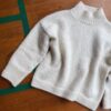 Petiteknit - oppskrifter og garnpakker hos Fru Kvist Weekend Sweater av PetiteKnit - Garnpakke