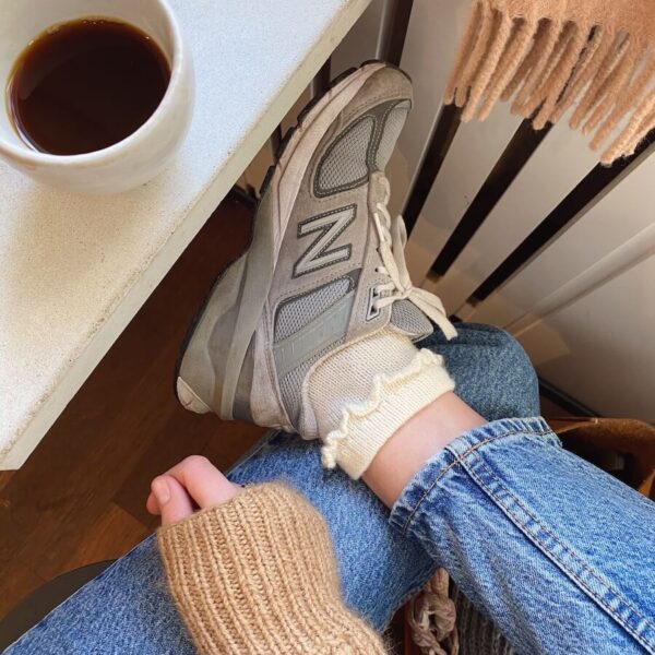 ruffle socks petiteknit rysjesokker strikkesokker arwetta frukvist.no