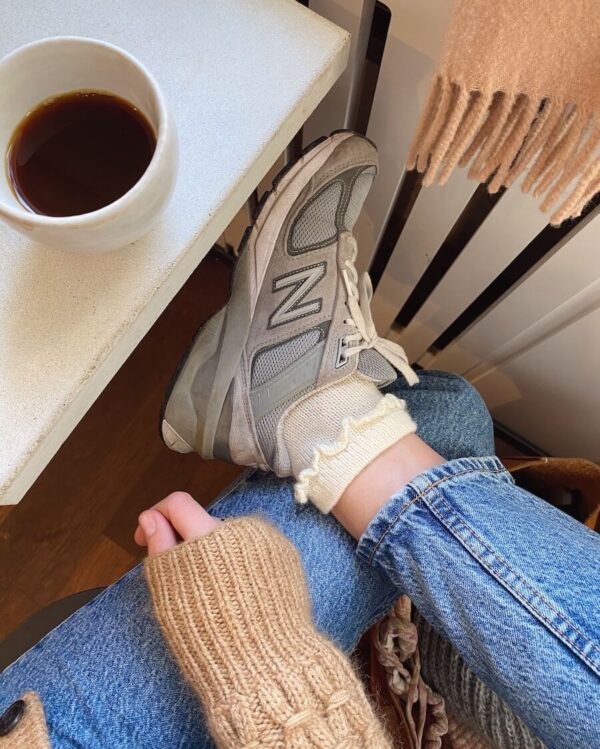 ruffle socks petiteknit rysjesokker strikkesokker arwetta frukvist.no