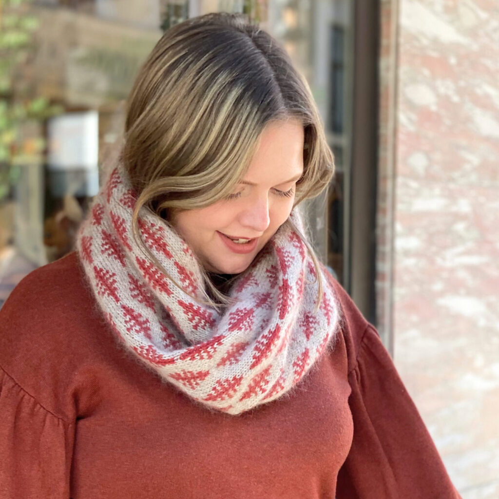 Prisme Infinity Scarf av Hanne Rimmen