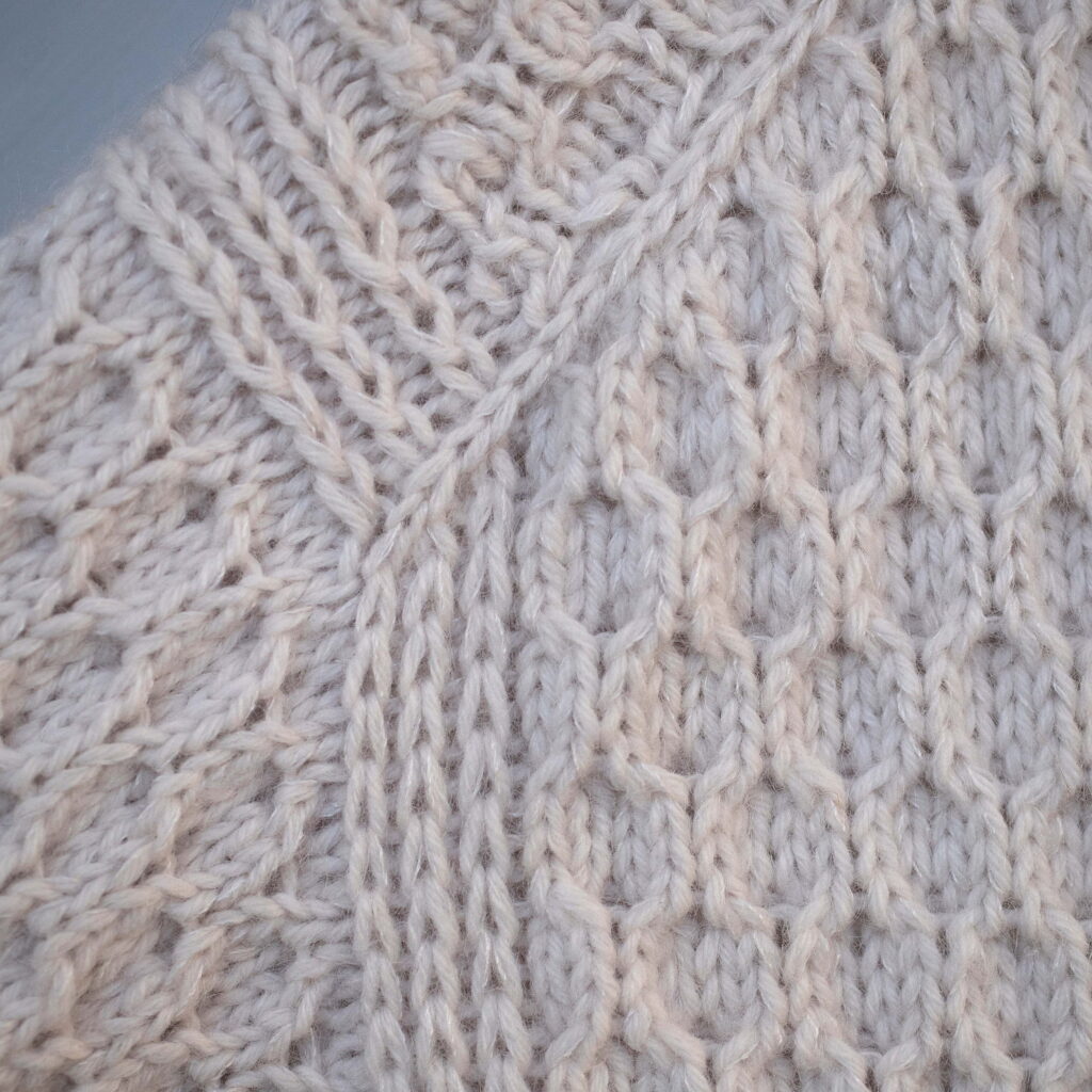 Smilla Sweater av Anne Ventzel - Garnpakke hos Fru Kvist
