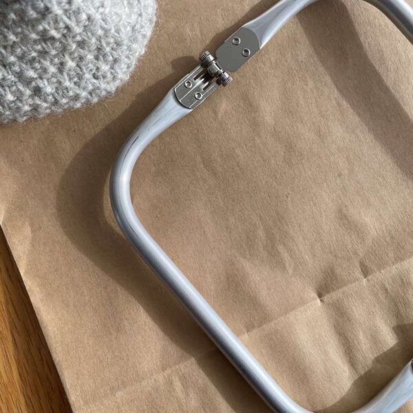 Frame til clutch fra PetiteKnit