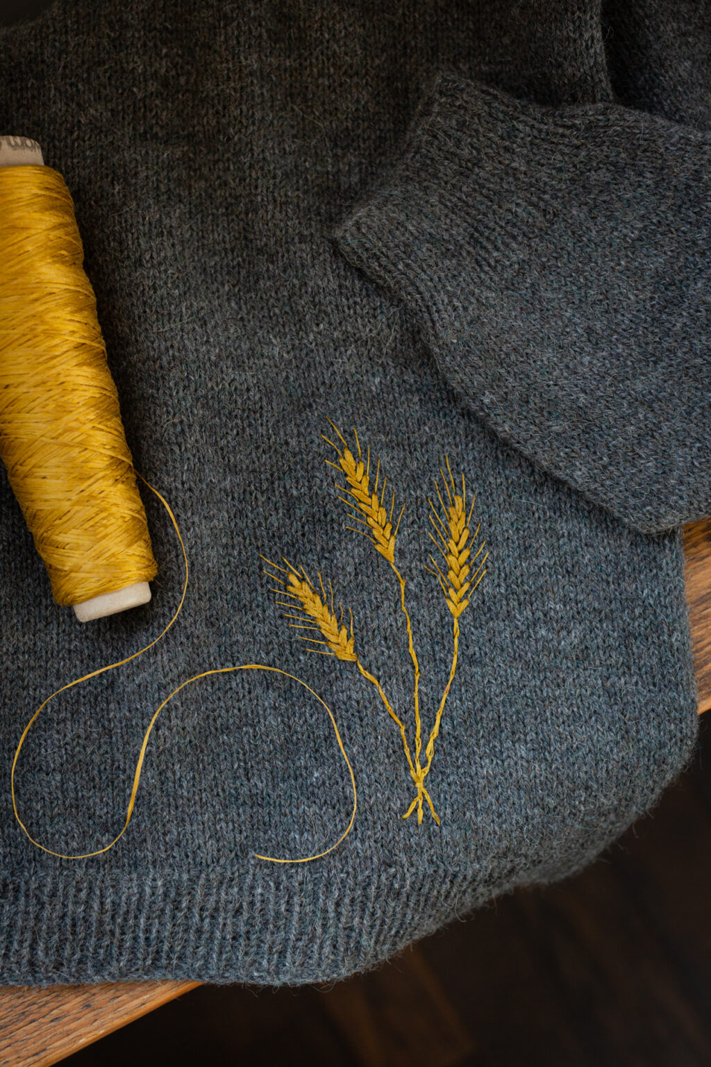Embroidery on knits - Judit Gummlich - Bilde 4