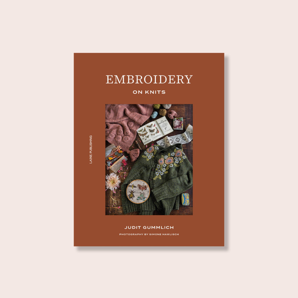 Embroidery on knits - Judit Gummlich