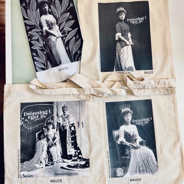 Dronning Maud - dronning i eget liv totebag bomullsnett hos Fru Kvist