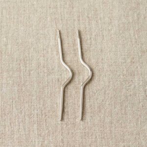 Cocoknits Curved Cable needles fra Fru Kvist