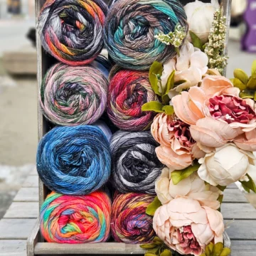 Lang Yarns Mille Colori Socks & Lace Luxe