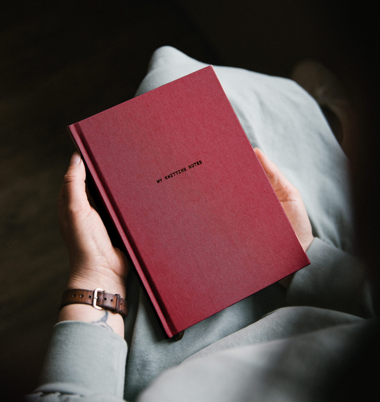 my knitting notes fra laine burgundy hos fru kvist