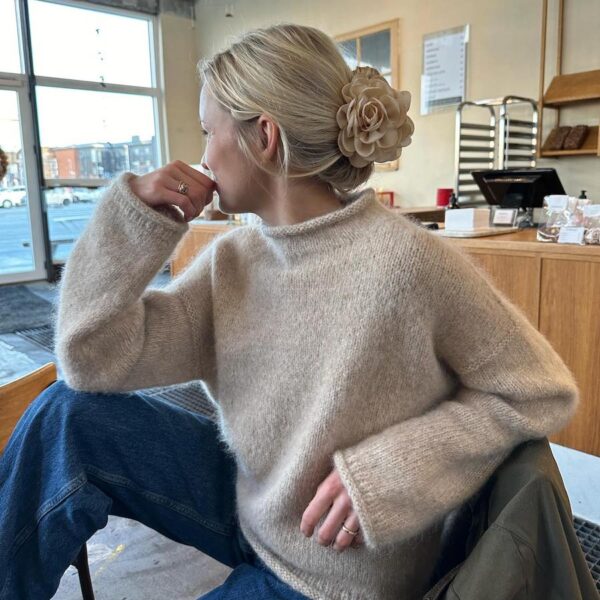 Cloud Sweater av PetiteKnit