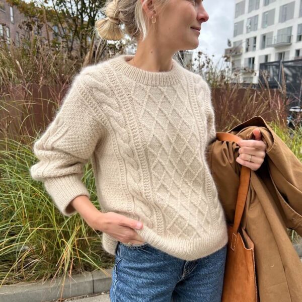 Moby Sweater av PetiteKnit