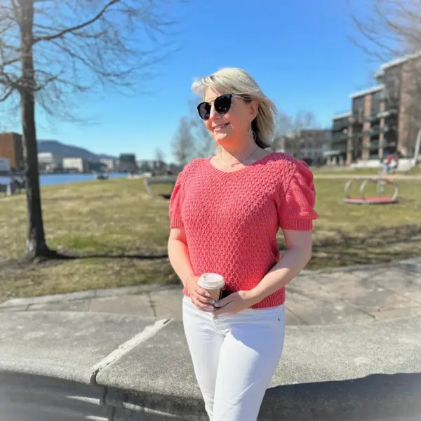 Mariannes sommertopp av Strikkeredet