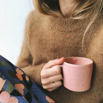 Stockholm Sweater av PetiteKnit