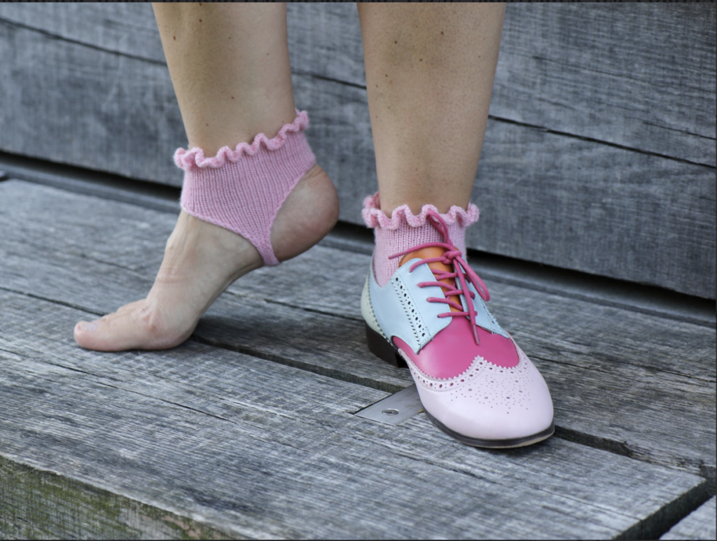 Faux Socks av Sanne Bjerregaard