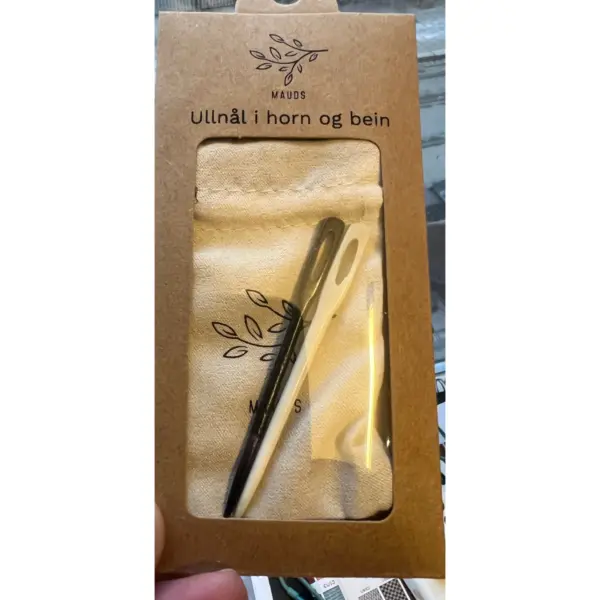 Ullnål i horn og bein
