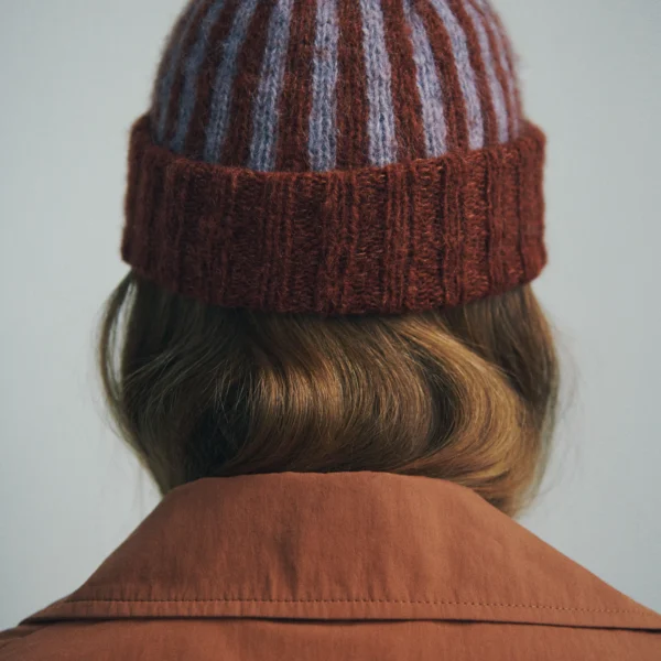 Anni Beanie av Helga Isager