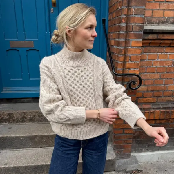 Dagmar Sweater av PetiteKnit