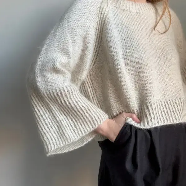 Lyra Blouse av Aegyoknit