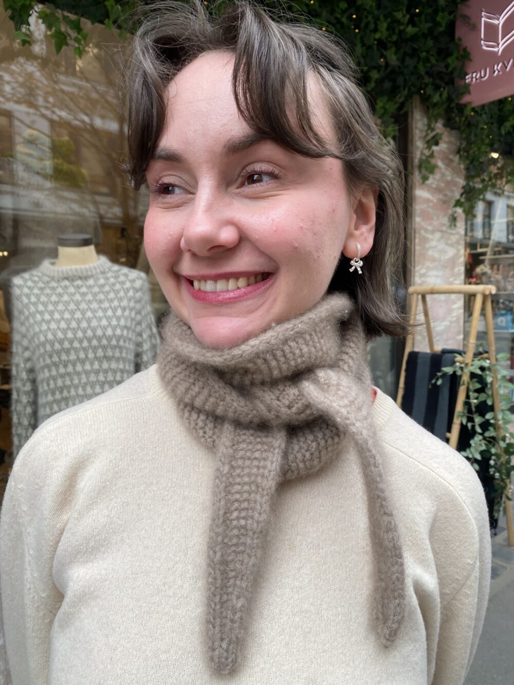 Sophie Scarf i Lang Yarns Cashmere Light