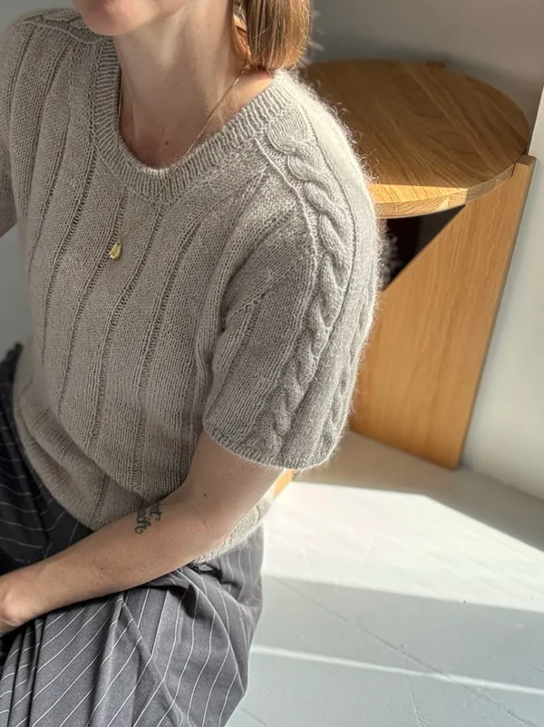 Braidy Loop Tee av Other Loops. Farge Havregryn