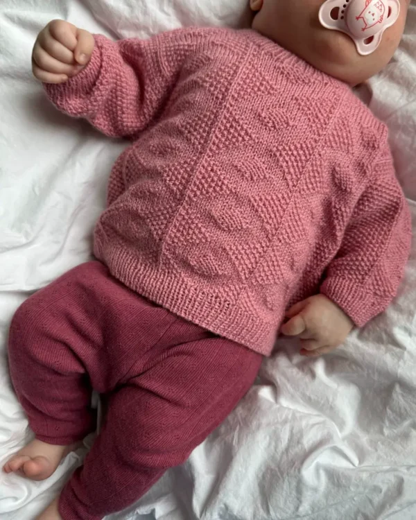 Esther Sweater Baby av PetiteKnit