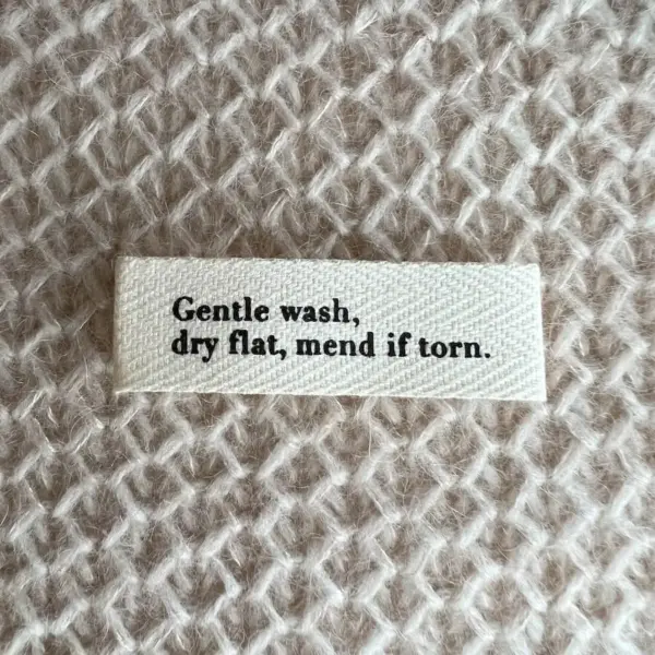 PetiteKnit Label: Gentle wash