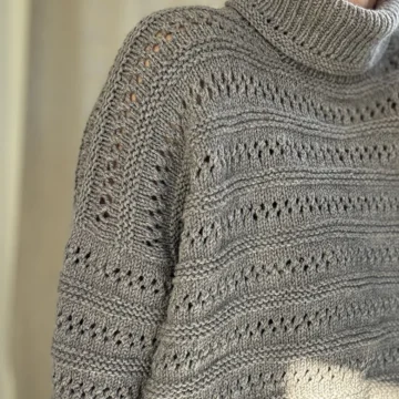 Lacey Loop Rollneck i Heavy Merino, closeup