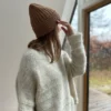 Dual Loop Beanie av Other Loops i Jensen og Silk Mohair camel versjon