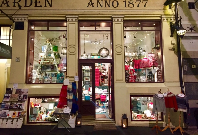 Første gang Fru Kvist åpnet dørene, var det i den ærverdige Dammgaarden.