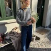 Olga Blouse av PetiteKnit I Cardiff Cashmere Classic stående