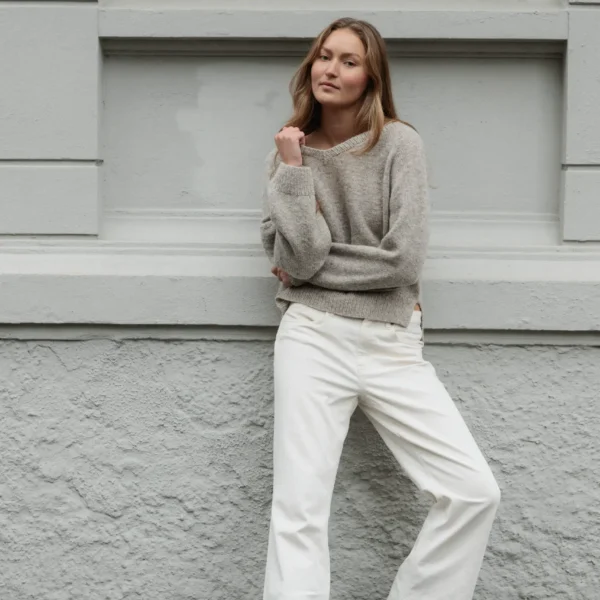 Basis no 1 av Augustins, strikket i Hillesvåg Sol