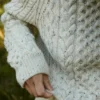Cara Sweater av Lene Holme Samsøe, strikket i Sandnes Peer Gynt Tweed, closeup