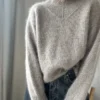 Other Loops High V Loop Sweater, strikket i Spinni og Silk Mohair
