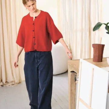 Sandnes Garn Lia Cardigan i Double Sunday