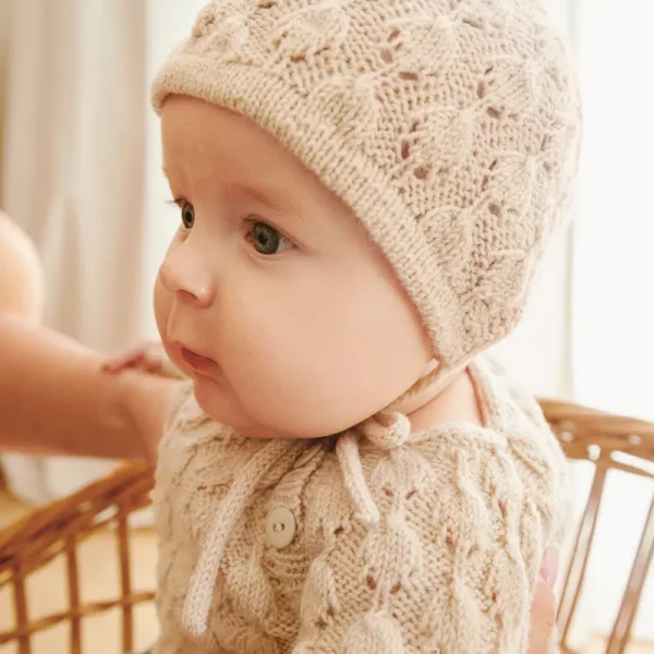 Sandnes Garn Lilja Bonnet