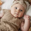 Lang Yarns Syltje pannebånd og Freja tunika fra Punto 83 Baby Cotton Naturally Colored