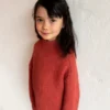 Arches Sweater Junior fra Odd Row, strikket i Alpaca 3 og Silk Mohair fra Isager