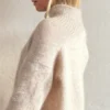 Arrow Sweater av Odd Row, strikket i Isager Tweed og Siager Silk Mohair