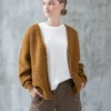 Safran Cardigan fra Hillesvåg Ullvarefabrikk, strikket i Ask ullgarn