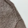 Tuck Sweater Man av Odd Row, strikket i Lang Yarns Yak