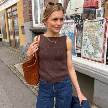 Bea Top av PetiteKnit