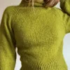 Isa Raglan av Aegyoknit strikket i Saga og Tilia